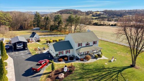 3901 Lee Hwy, WEYERS CAVE, VA, 24486-2322 | Card Image