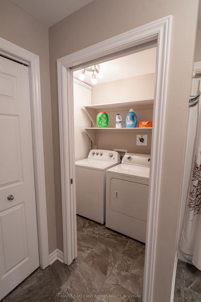225 - 218 1 St St E, Condo with 2 bedrooms, 1 bathrooms and 2 parking in Cornwall ON | Image 16