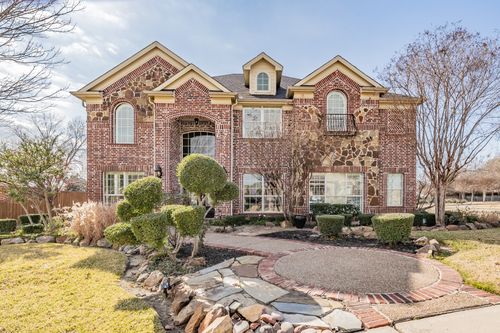 3909 Aquatic Dr, Carrollton, TX, 75007-1231 | Card Image