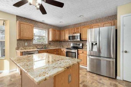 4183 Asbury Ridge Dr, Columbus, OH, 43230-8392 | Card Image