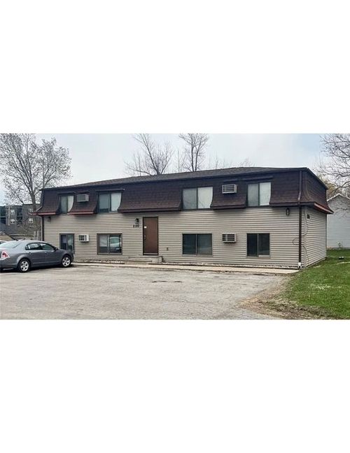 2120 4th Avenue, Marion, IA, 52302 | Card Image