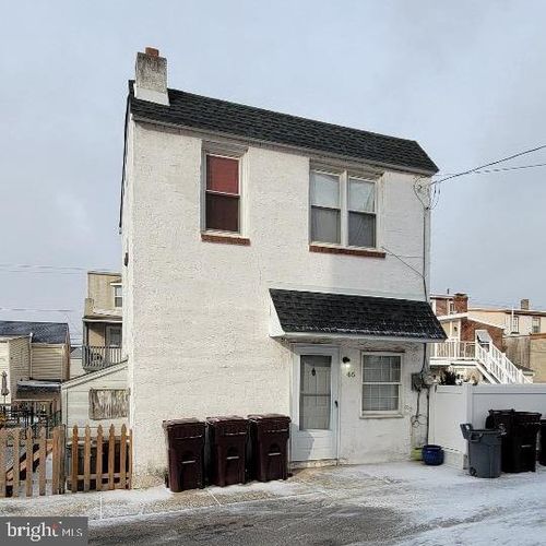 apt-3-46 E 4th St, BRIDGEPORT, PA, 19405-1489 | Card Image