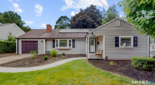 83 Forest Dr, Newington, CT, 06111-3118 | Card Image