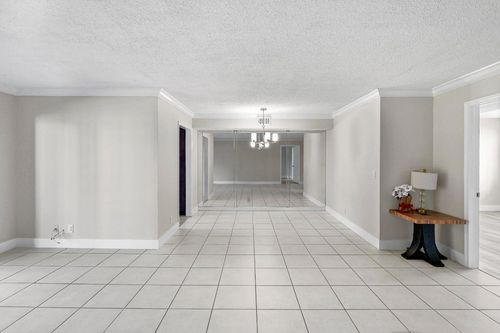 apt-206-5917 Via Vermilya, Lake Worth, FL, 33462-2437 | Card Image