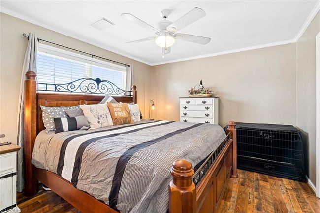 Spacious main bedroom that accomdates a king size bed! | Image 20