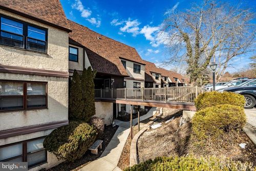 apt-c-243 Shawmont Ave, PHILADELPHIA, PA, 19128-4210 | Card Image