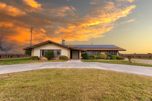 9232 W Belmont Ave, Fresno, CA, 93723-9514 | Card Image