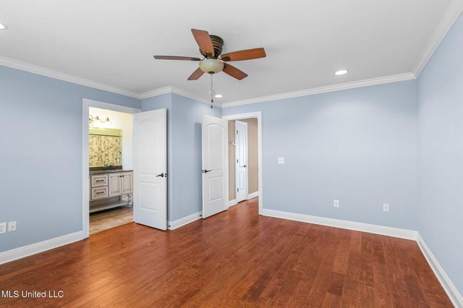 46-web-or-mls-80 Breakers-45 | Image 47