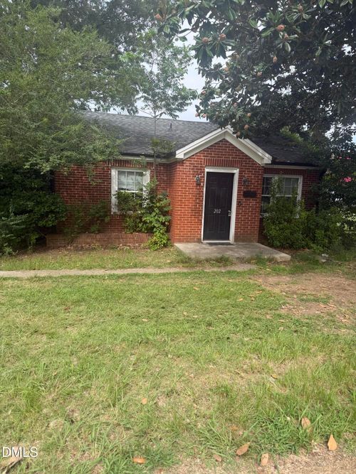 202 Mitchell Ave, Franklinton, NC, 27525-1425 | Card Image