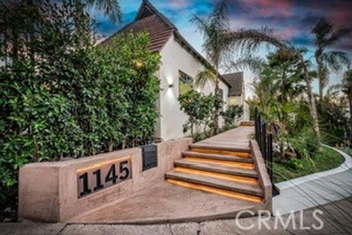 1145 S Longwood Ave, Los Angeles, CA, 90019-1701 | Card Image