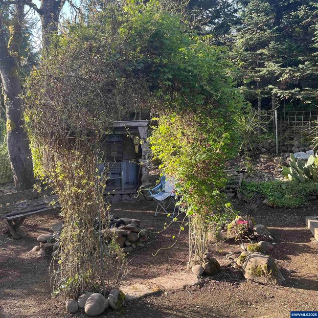 731 Nw Sunset Ct, House other with 3 bedrooms, 2 bathrooms and null parking in Mill City OR | Image 31