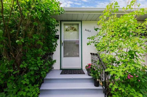 2623 Glencastle Street Sw, Calgary, AB, T3E4C7 | Card Image