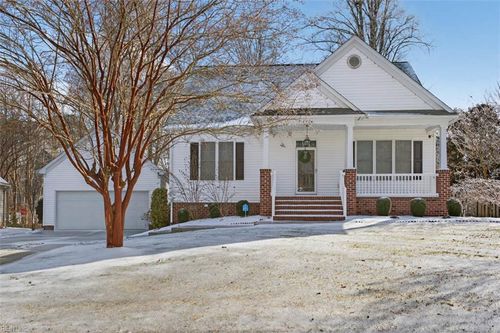 6754 Mann Ave, Gloucester, VA, 23061-5188 | Card Image