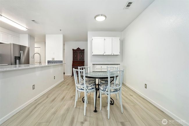 UNIT-206 - 901 E Marine View Dr, Condo with 2 bedrooms, 2 bathrooms and 2 parking in Everett WA | Image 7