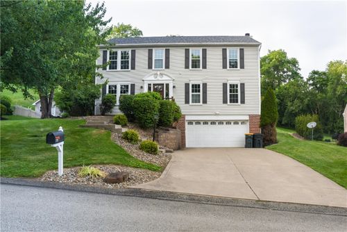 175 Valley View Dr, Rostraver Township, PA, 15012-9622 | Card Image