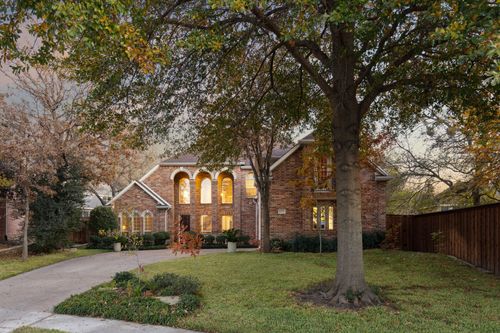 823 Edgewood Dr, Keller, TX, 76248-5472 | Card Image