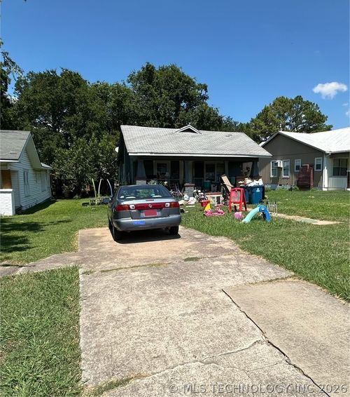 415 W Adams Ave, McAlester, OK, 74501-4311 | Card Image