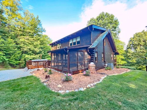 634 Zimmerman Rd, Blue Ridge, VA, 24064-2106 | Card Image