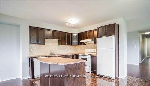 1424 Rennie St, Oshawa, ON, L1K0N8 | Card Image