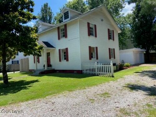 467 White Ave, Henderson, TN, 38340-1913 | Card Image