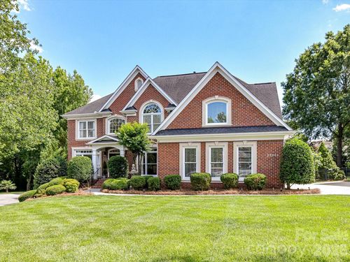 27246 Preston Pl, Fort Mill, SC, 29707-6330 | Card Image
