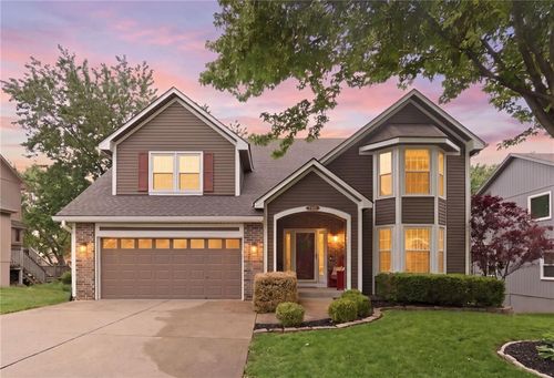 7511 N Palmer Ave, Kansas City, MO, 64158-1069 | Card Image