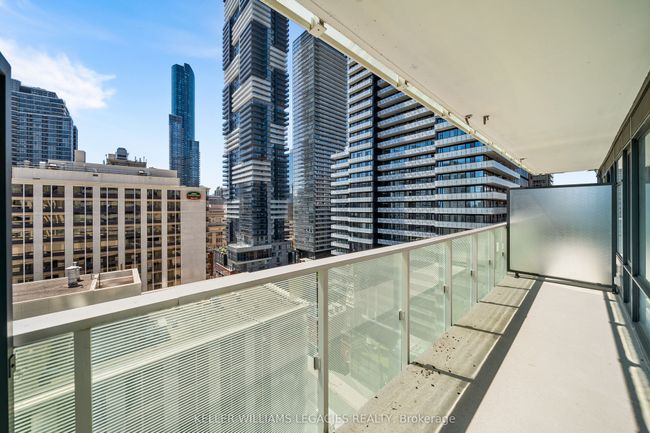 1211 - 501 Yonge St, Condo with 2 bedrooms, 1 bathrooms and null parking in Toronto ON | Image 21