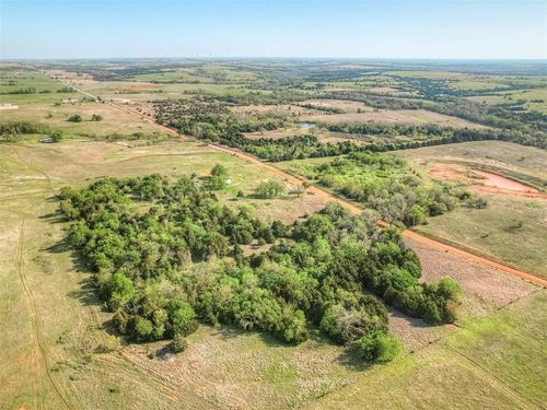 18223 N Western Ave, Mulhall, OK, 73063-9554 | Card Image