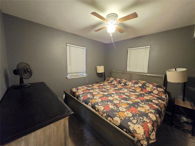 610 E Division St, House other with 3 bedrooms, 2 bathrooms and 3 parking in Edna TX | Image 31