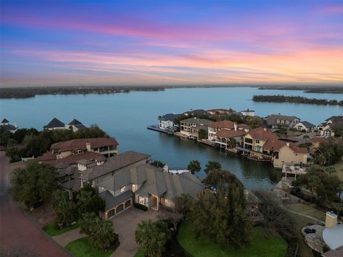 130 Applehead Island Dr, Horseshoe Bay, TX, 78657-5709 | Card Image