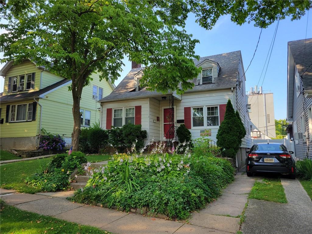 Coddington Ave, Staten Island, NY 10306