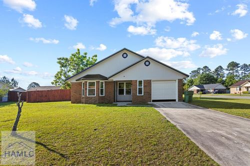 816 Waterfield Dr, Hinesville, GA, 31313-9445 | Card Image