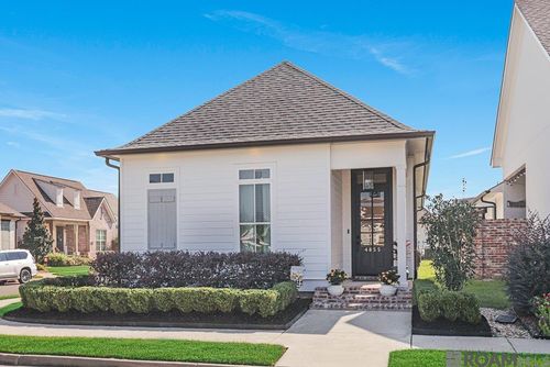 4855 Crestfield Way, Gonzales, LA, 70737-8264 | Card Image