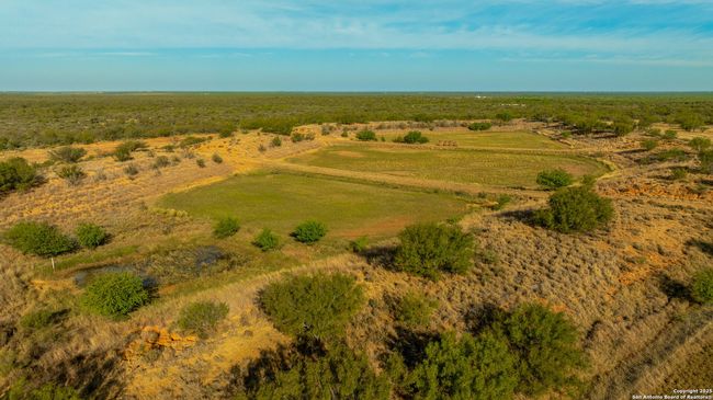 9239 Fm 133, Home with 7 bedrooms, 7 bathrooms and null parking in Cotulla TX | Image 80
