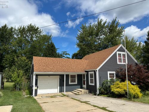 736 Kilbourne St, Bellevue, OH, 44811-1628 | Card Image