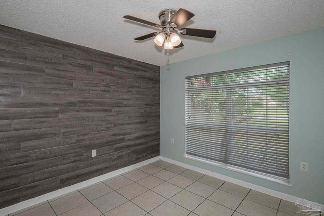 10091 Hillview Dr, House other with 3 bedrooms, 2 bathrooms and 2 parking in Pensacola FL | Image 8