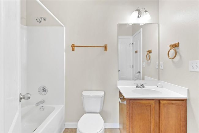 6742 Grand Hickory Dr, House other with 4 bedrooms, 3 bathrooms and null parking in Braselton GA | Image 15