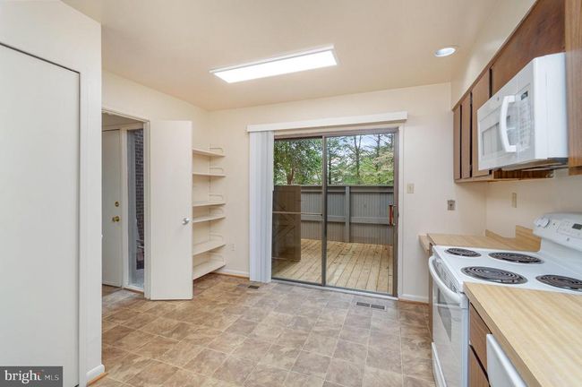 1764 Wainwright Dr, Townhouse with 4 bedrooms, 4 bathrooms and null parking in RESTON VA | Image 14