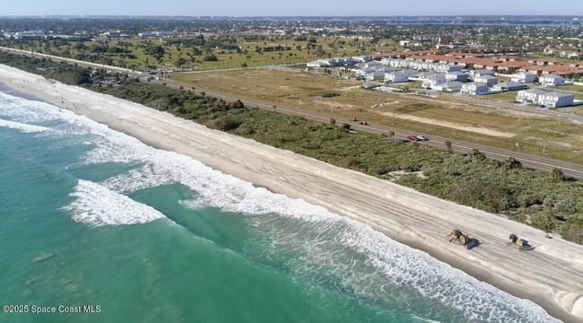 The Vue with beach access to Hightower Beach | Image 14
