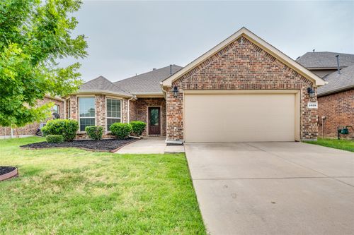 1028 Lake Woodland Dr, Little Elm, TX, 75068-8429 | Card Image