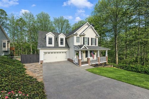 150 Mountain Vista Blvd, Canton, GA, 30115-4271 | Card Image