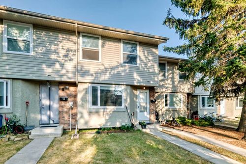 13-123 Queensland Dr Se, Calgary, AB, T2J5J4 | Card Image
