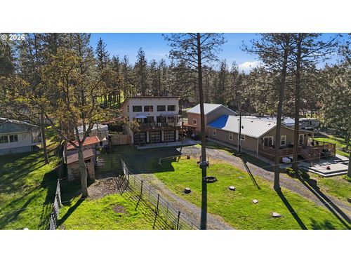 206 S Lakewood Rd, Wamic, OR, 97063-9746 | Card Image
