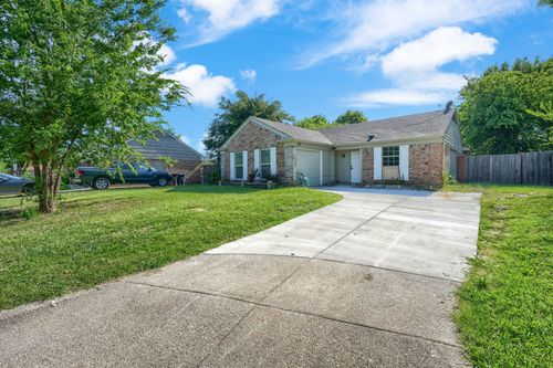 7009 Moss Rose Court, Fort Worth, TX, 76137 | Card Image