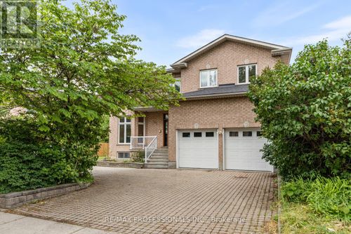152 Evans Avenue, Toronto (Mimico), ON, M8Z1H9 | Card Image