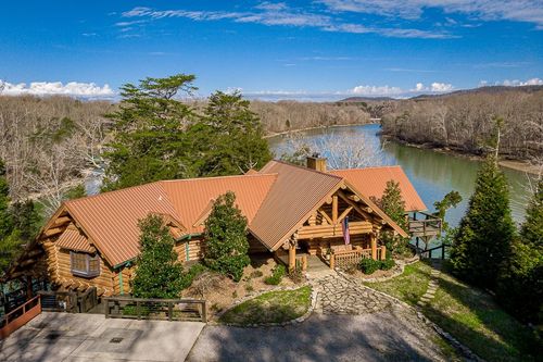562 Rocky Ridge Rd E, Rock Island, TN, 38581 | Card Image