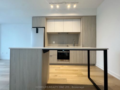 3302-395 Square 1 Dr, Mississauga, ON, L5B0P6 | Card Image