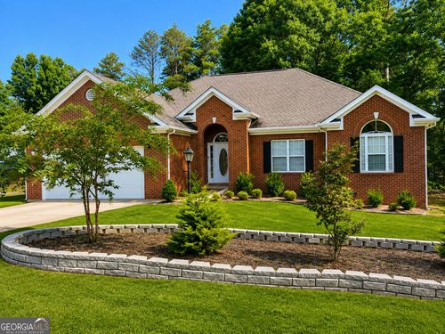 136 Eagles Nest Cir, Carrollton, GA, 30116-5402 | Card Image