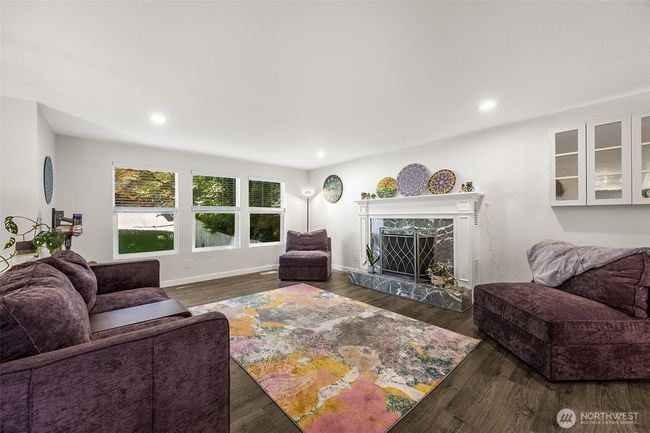 24028 6 Th Pl W, House other with 4 bedrooms, 4 bathrooms and 2 parking in Bothell WA | Image 8