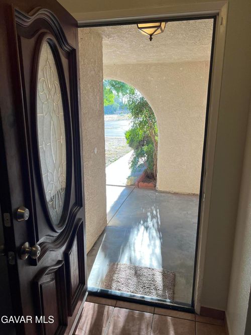44941 Laszlo Street, Lancaster, CA, 93534 | Card Image